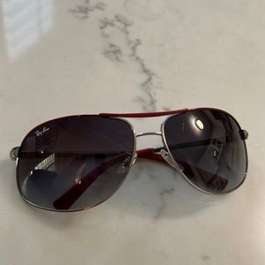 Ray-Ban. Retro sunglasses